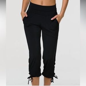 Onzie Gypsy Pant, black, women’s s/m, fits size 2-4